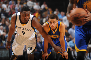 Copyright 2015 NBAE (Photo by Noah Graham/NBAE via Getty Images) The NBA MVP Steph Curry and the Golden State Warriors find themselves down 2-1 with Game 4 in Memphis tomorrow night. It might be a do or die game for the Warrirors.